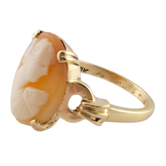10K Yellow Gold Cameo Ring Size 6 #16155 - Picture 2 of 8